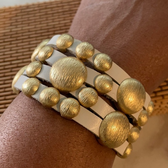 Leather and Metal Bracelet - Picture 1 of 7